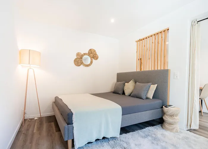 Cute & Cozy Oasis, Private Afternoon Sun Terrace 아파트 칸더슈텍