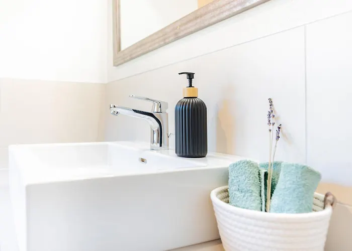 Lejlighed Cute & Cozy Oasis, Private Afternoon Sun Terrace *