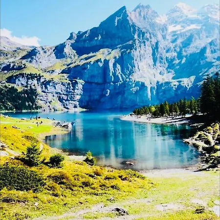 Apartment Cute & Cozy Oasis, Private Afternoon Sun Terrace